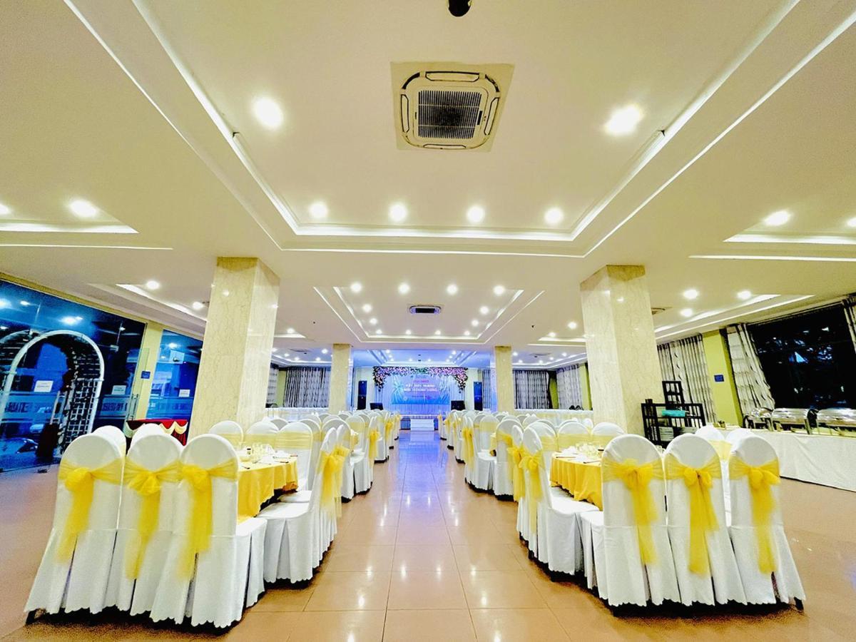 My Khe 2 Da Nang Seafront Hotel Εξωτερικό φωτογραφία