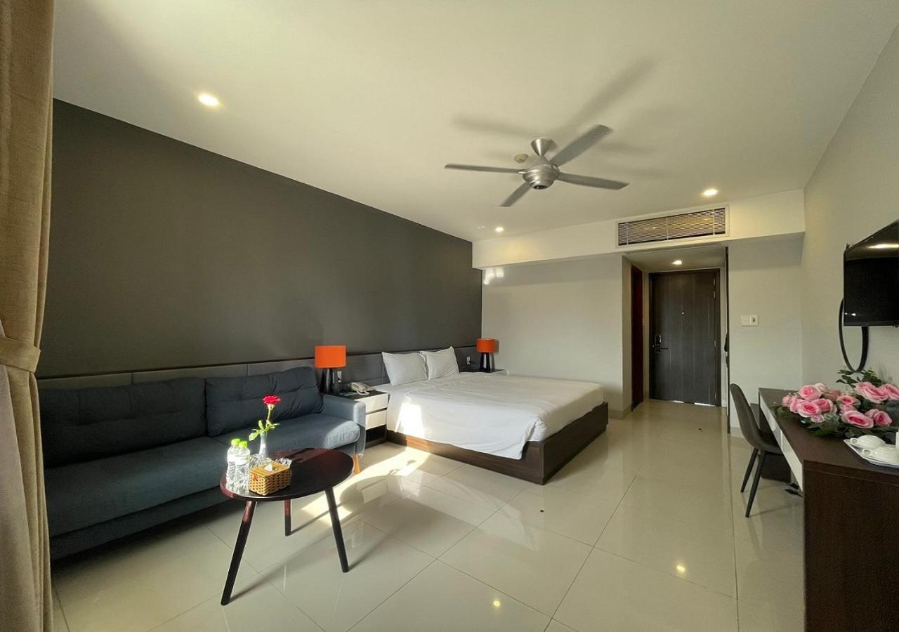 My Khe 2 Da Nang Seafront Hotel Εξωτερικό φωτογραφία