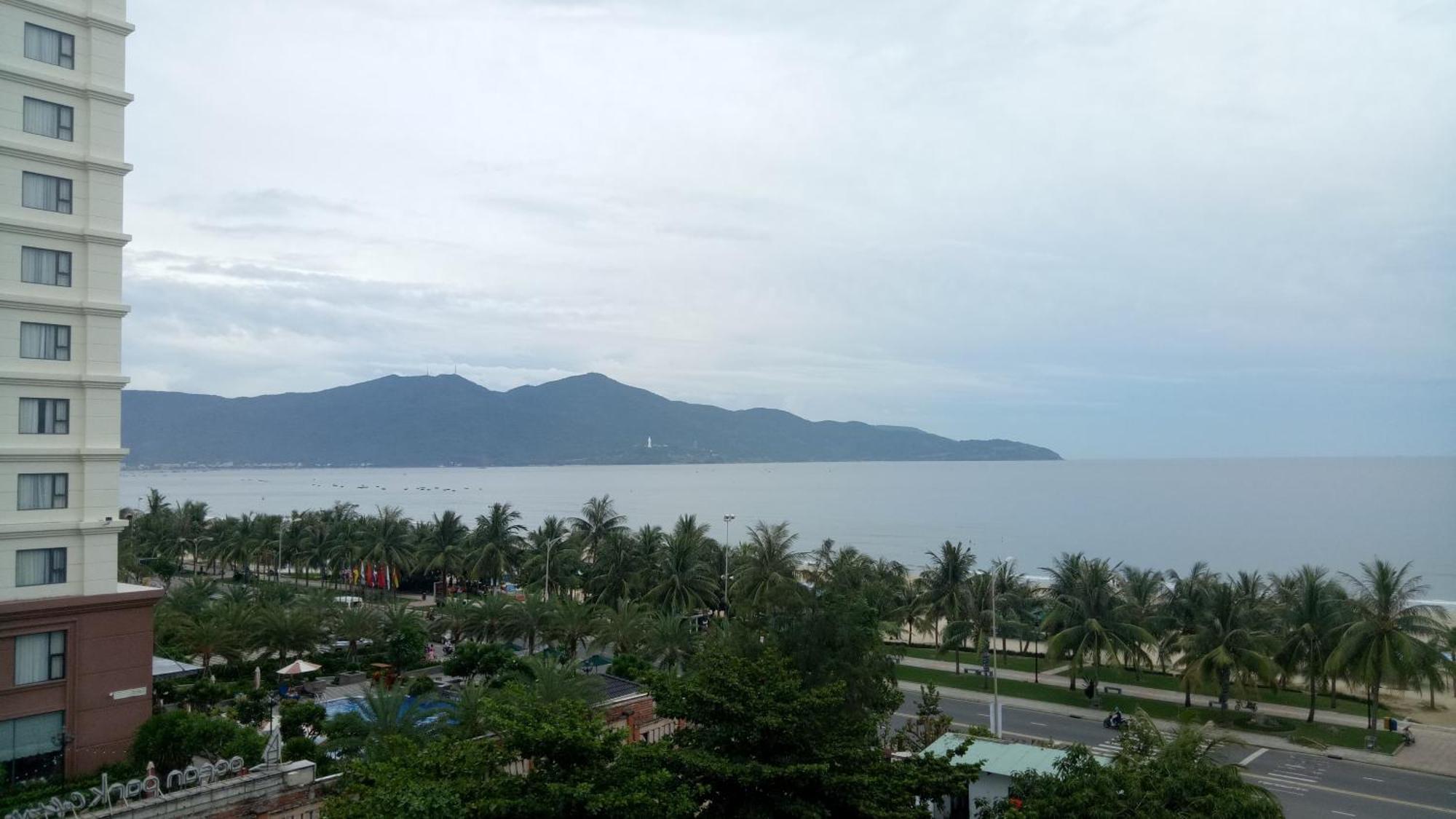 My Khe 2 Da Nang Seafront Hotel Εξωτερικό φωτογραφία